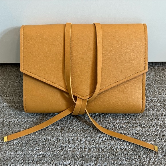 Tech organizer roll - Picture 4 of 4